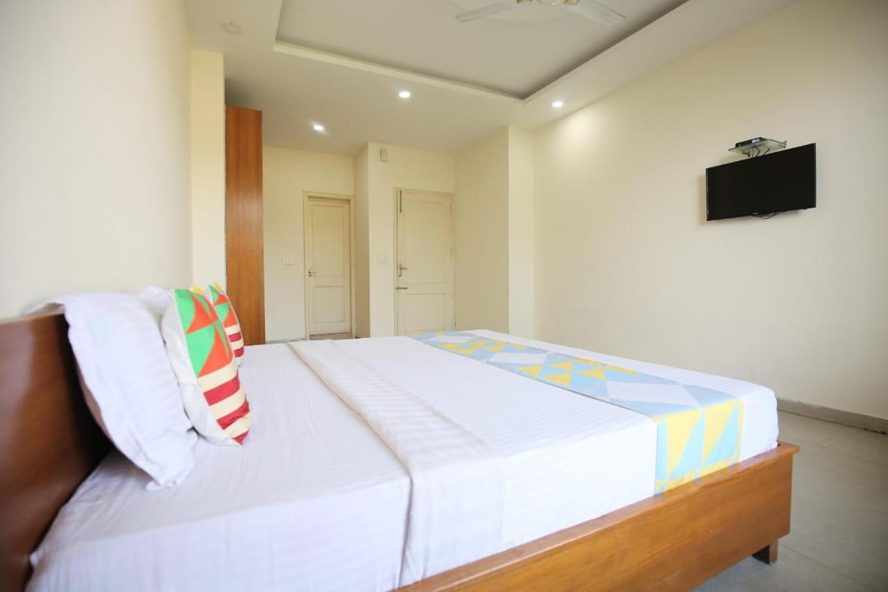 Sky Home Train View 카사울리 외부 사진